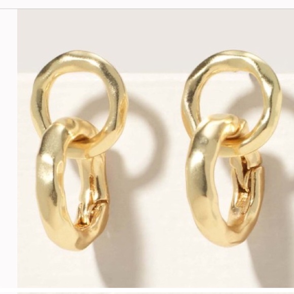 Stella & Dot ESSENTIAL HAMMERED CONVERTIBLE HOOPS - GOLD - Picture 2 of 4